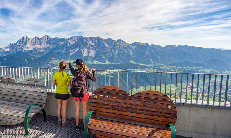 You will remember the stunning view during a hike on the Hochwurzen. | © Johannes Absenger