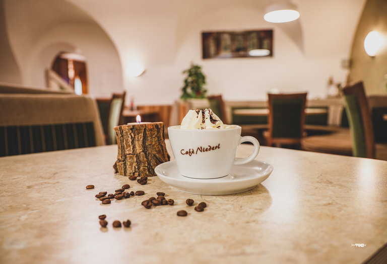 Cafe Niederl - Imprese #2.6 | © Foto Tom