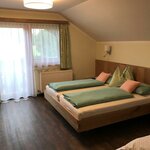 Pomiń zdjęcie room with 4 beds with B&B