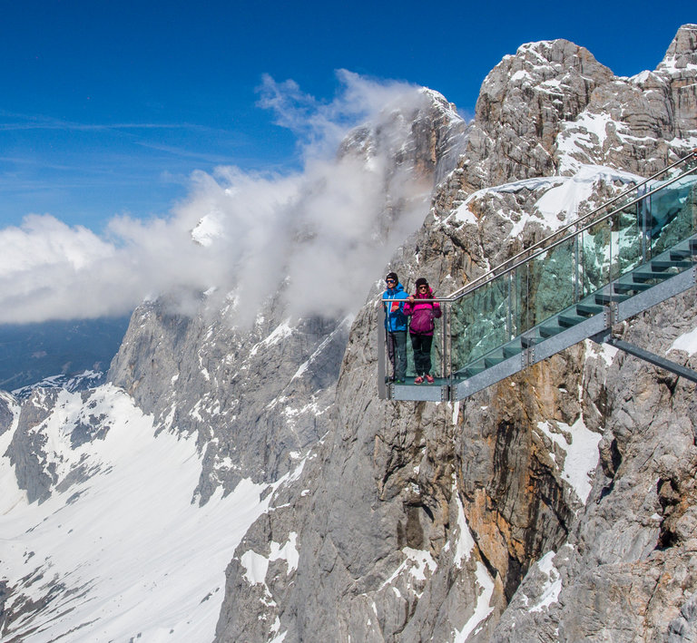 Stairway to Nothingness at Dachstein mountain | © Johannes Absenger