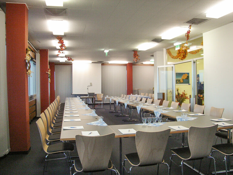 Whether it's a meeting, a congress or a company presentation, our seminar facilities on the Dachstein are the place to be. | © Lanxx