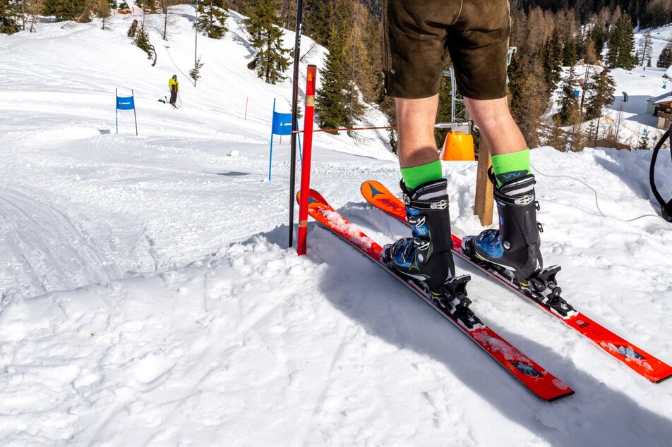 Lederhosen & Dirndl Skirennen - Impression #1 | © David Stocker