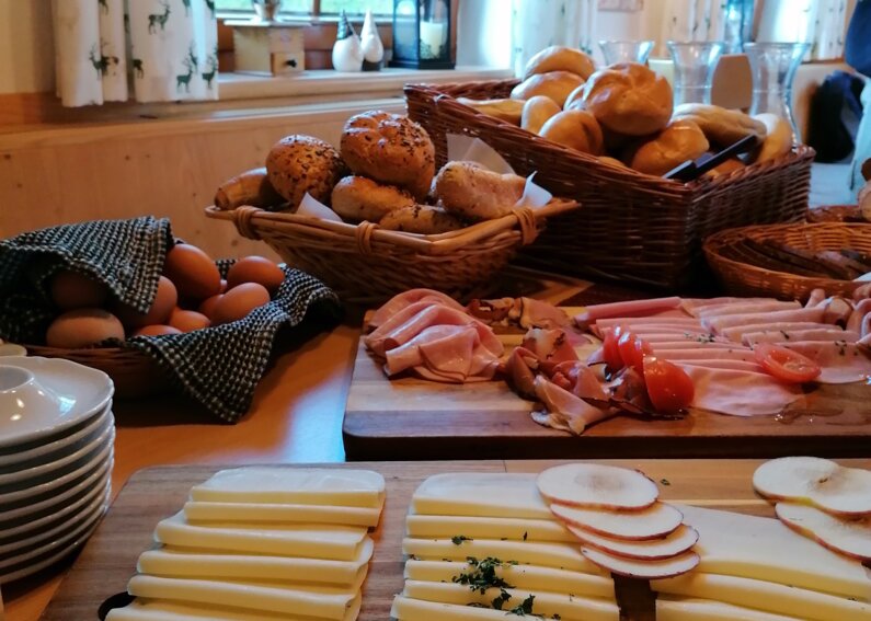 Frühstücksbuffet | © TVB Haus-Aich-Gössenberg