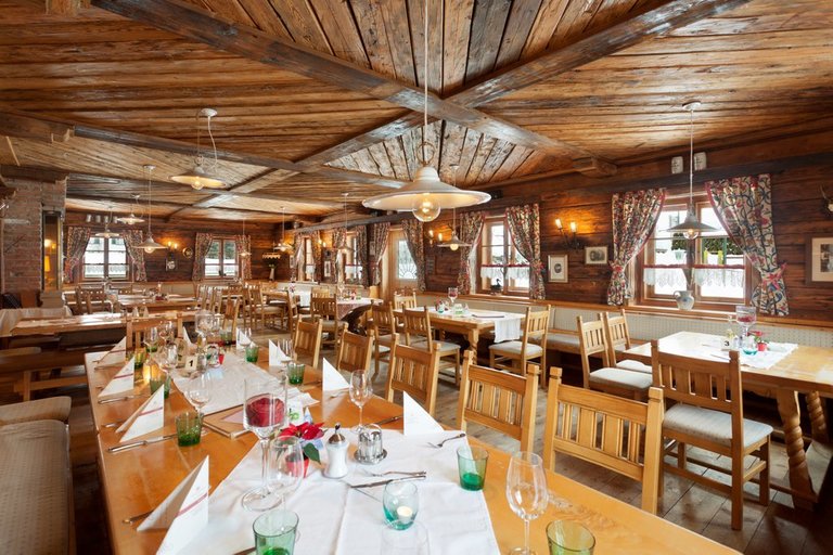 „Die Landalm“ - Original steirisches Wirtshaus im Untertal Ort - Impression #2.3 | © Landalm Restaurant 