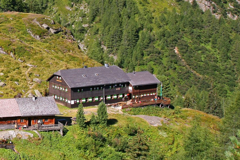 View of the Preintaler Hut