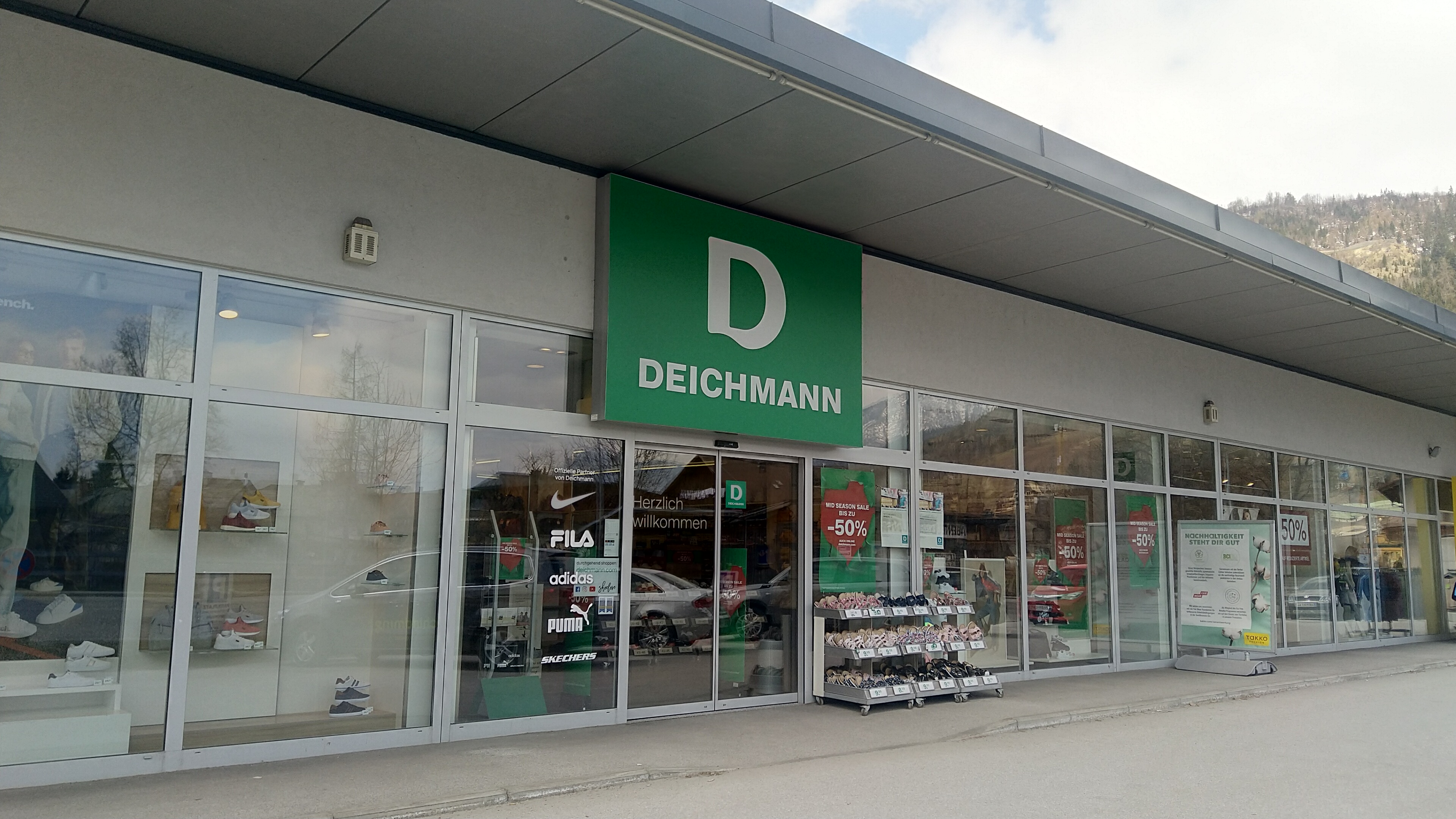 Deichmann Shoe Store |
