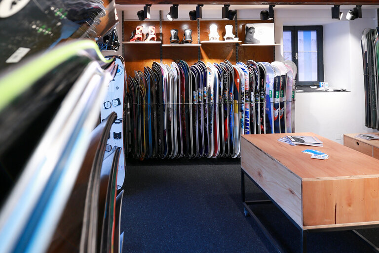 Snowboard-Verleih - BLUE TOMATO Rent Your Ride - Imprese #2.5