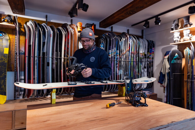 Snowboard-Verleih - BLUE TOMATO Rent Your Ride - Imprese #2.2