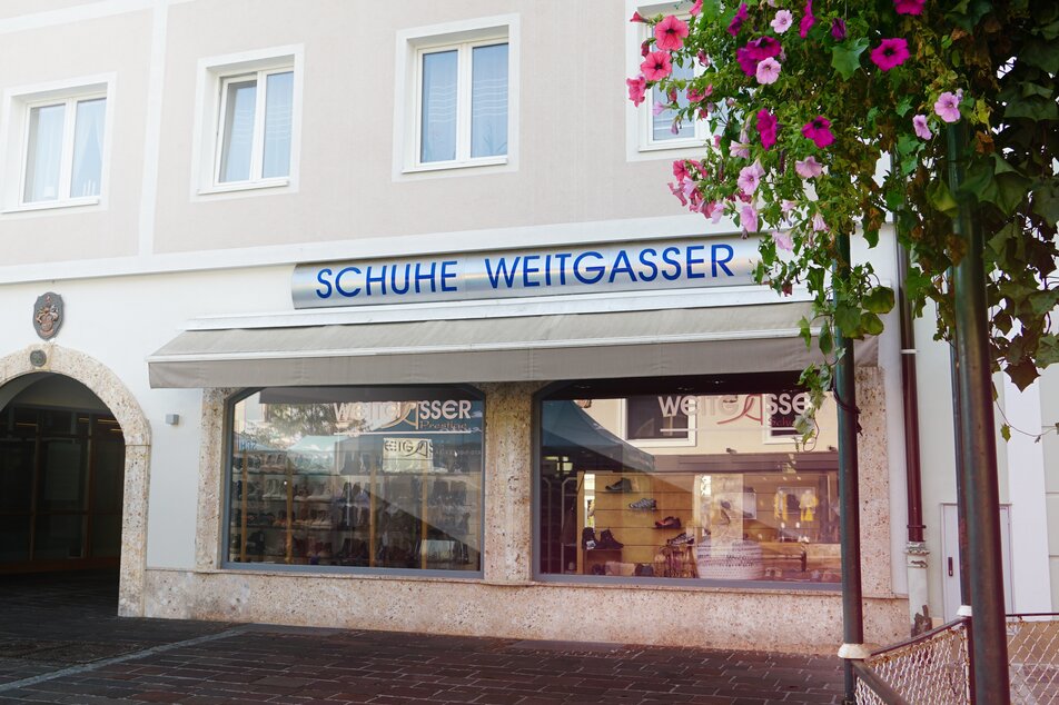 Shoe house Weitgasser Hauptplatz - Imprese #1