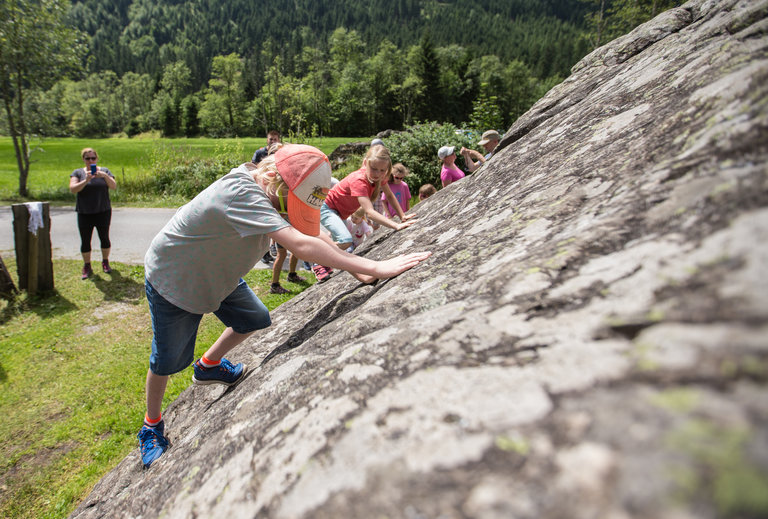 Trial climbing for children in the Obertal - Impression #2.1 | © Dominik Steiner