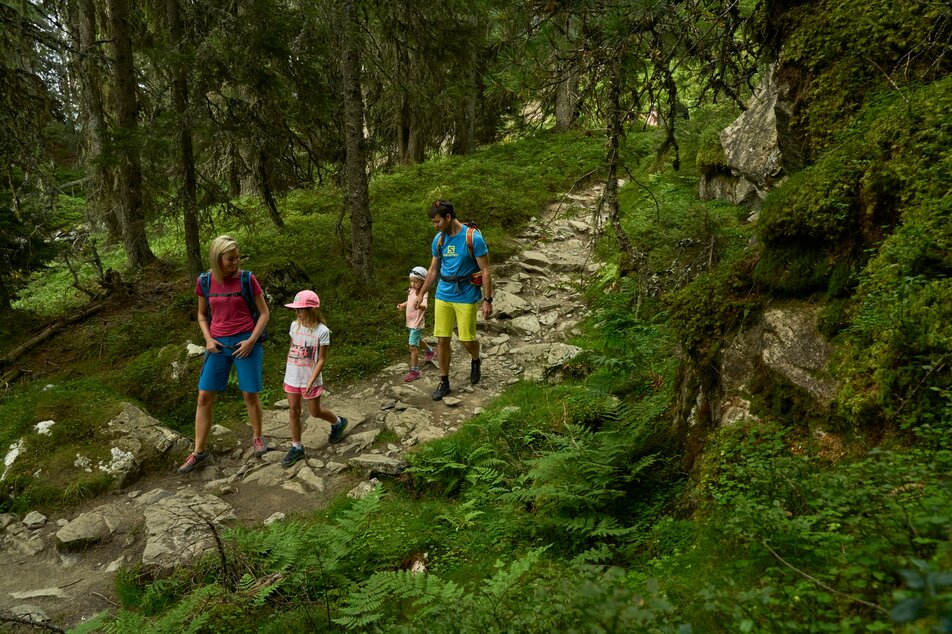 Family Adventure Hike Each - Imprese #1 | © Peter Burgstaller