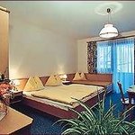 obrázek double room with shower or bath tube, WC