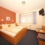 obrázek double room with shower, bath tube, WC