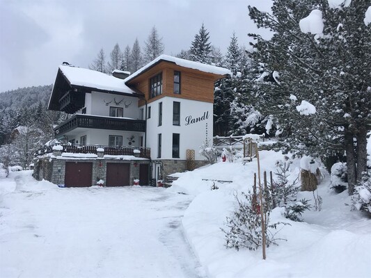 Haus Landl - Hausfoto im Winter