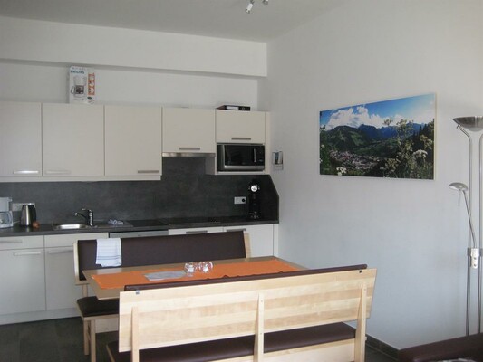 Appartment 32