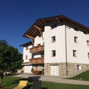 Appartement mawa - Hausfoto Sommer