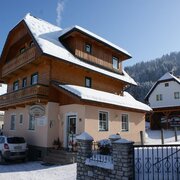 "Apartmenthaus Bachler"  Winter 2012