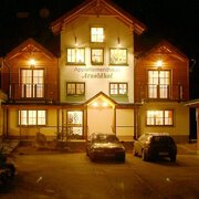 Hausfoto Winter - Nachtansicht