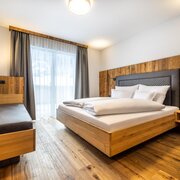 Mirzl_Teil1_Webaufloesung-1