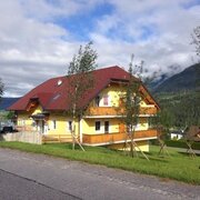 Haus Gloria - Hausfoto Sommer