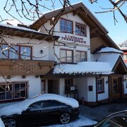 Lanhaus Trenkenbach mit Schnee bedeckt