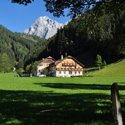 Glöshof - Hausfoto Sommer